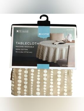 NWT Target Home 70 Inch Round Tan/White Polka-dot Kitchen Dining Tablecloth